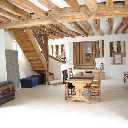 La Bergerie Du Chateau De Pommeuse Экстерьер фото
